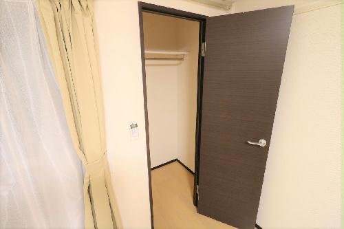 収納　大切な衣類を収納出来るクローゼットを完備！