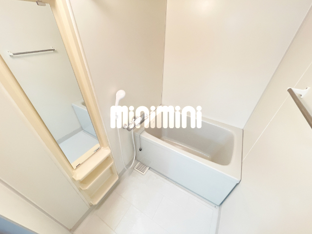 バス・シャワールーム　お問い合わせはミニミニ徳重店へ。