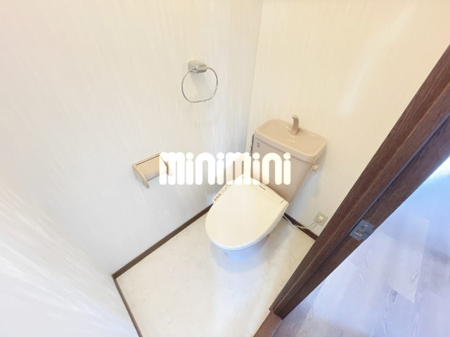 トイレ　お問い合わせはミニミニ徳重店へ。