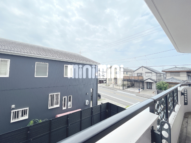 眺望　お問い合わせはミニミニ徳重店へ。