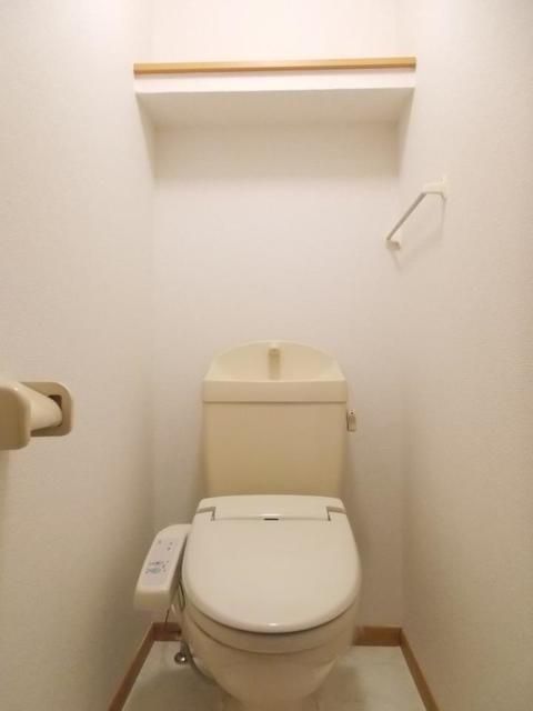 【三島市竹倉のアパートのトイレ】