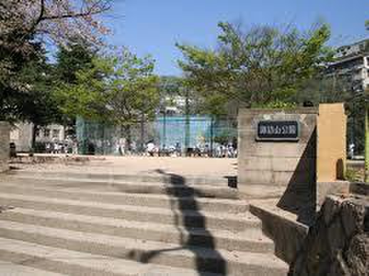 公園　諏訪山公園（公園）まで190m