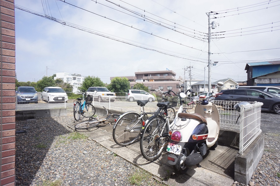 その他共有部分　敷地内駐輪スペース有！