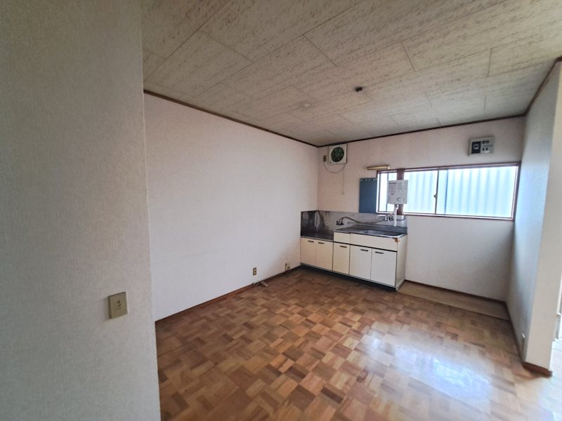 居室・リビング　同間取参照