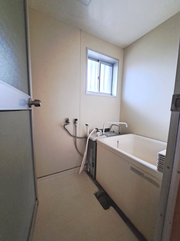 バス・シャワールーム　同間取参照