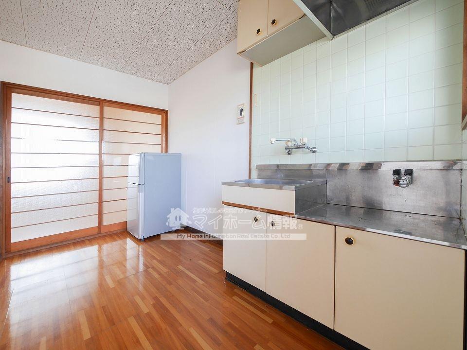 その他　※内観写真は2-2号室を引用しており、内装が異なる場合がござ