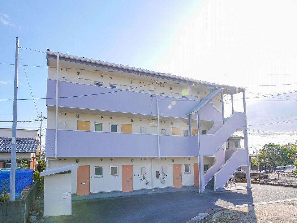 エントランス　建物外観