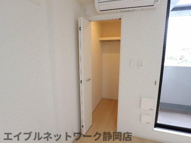 収納　十分な収納スペースがあります