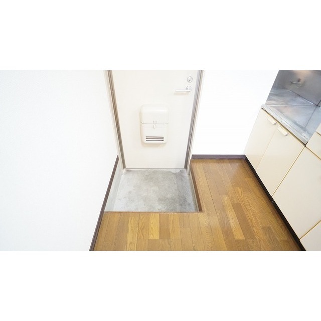 玄関　玄関（同仕様タイプ）