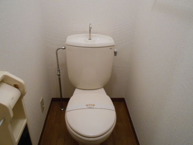 【松戸市三ケ月のアパートのトイレ】