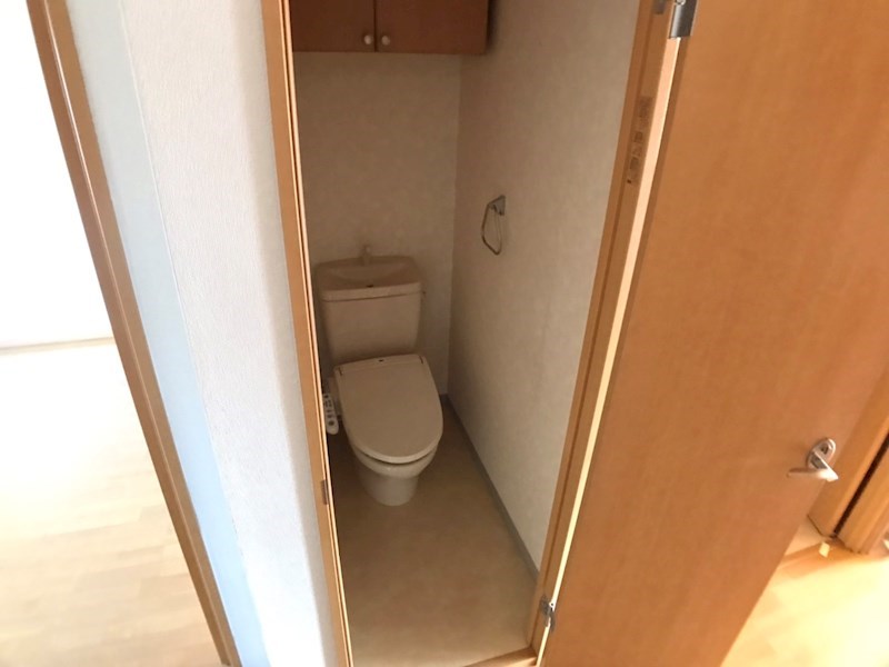 【足立区本木のマンションのトイレ】