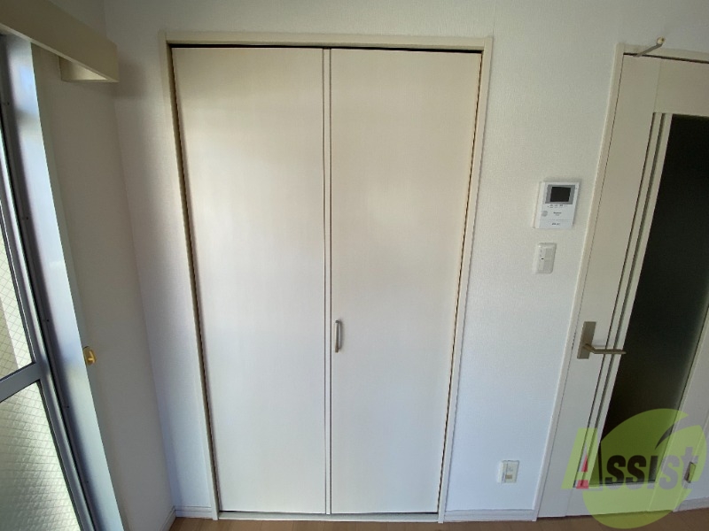 収納　クローゼットです。中の様子が気になりますね。