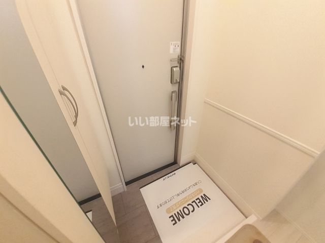 【D-ROOM梅河町の玄関】