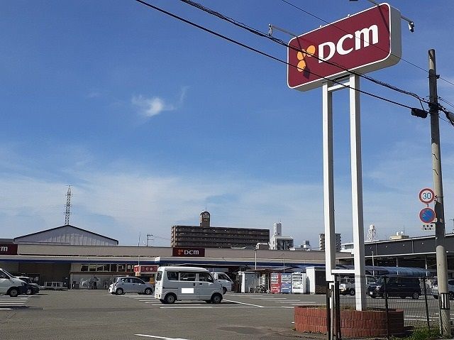 【松山市湊町のマンションのホームセンター】