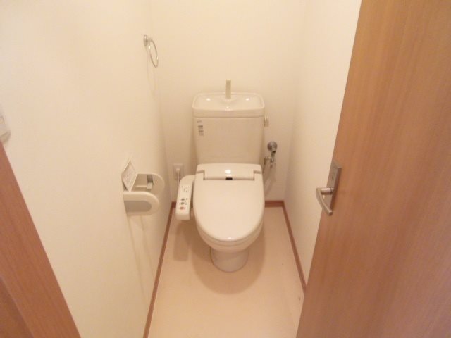 トイレ　室内写真は別部屋です