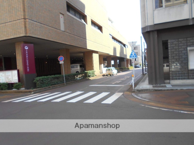 その他　前面道路（その他）まで0m