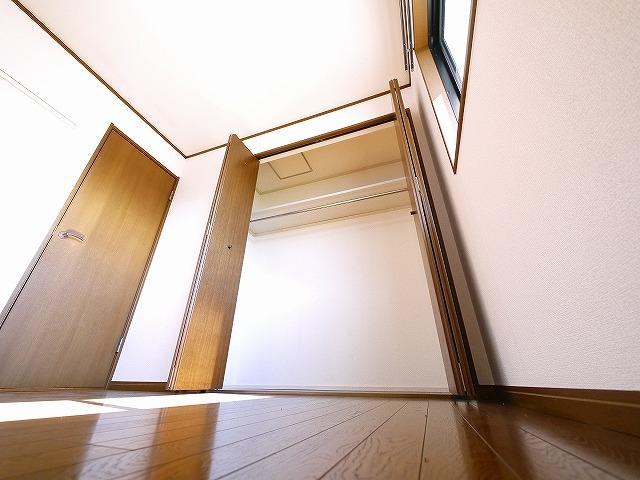 収納　スペース充分なクローゼットです
