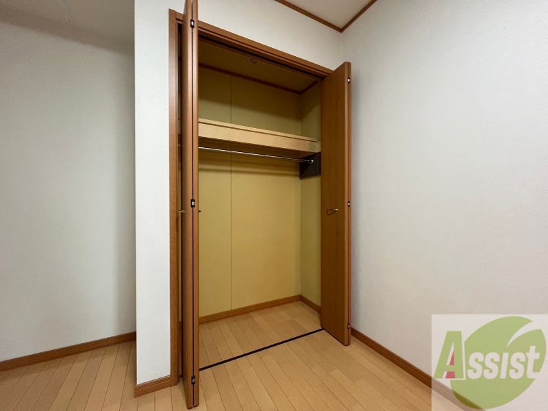 収納　収納もバッチリあるのでお部屋が片付きますよ！