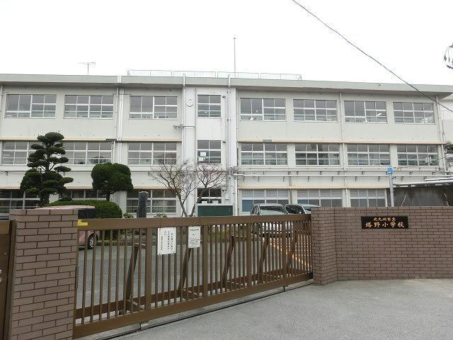 【カルムメゾン春日台の小学校】