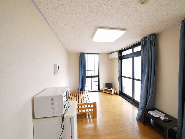 居室・リビング　使いやすい居間です