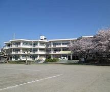 【三木市志染町広野のアパートの小学校】