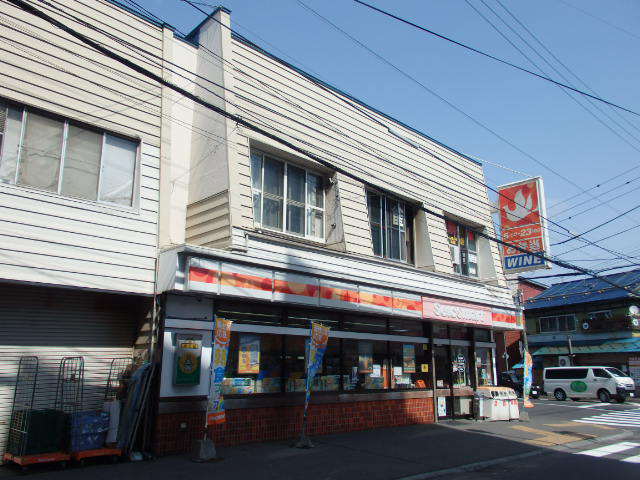 コンビニ　セイコーマート（コンビニ）まで123m