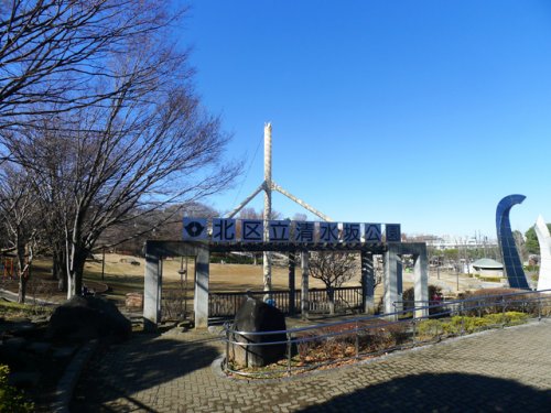 【北区十条仲原のアパートの公園】