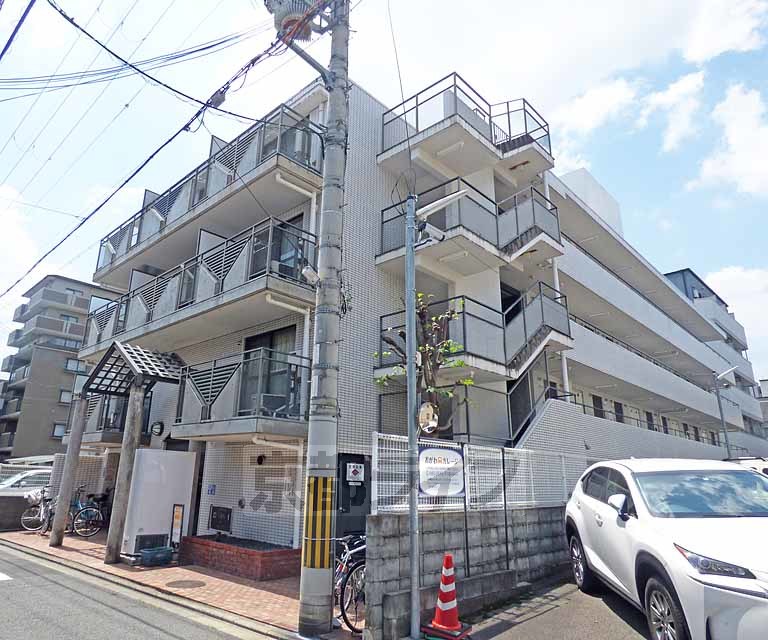 京都市上京区革堂町のマンションの建物外観