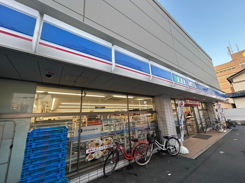コンビニ　ローソン足立新田1丁目店（コンビニ）まで1273m