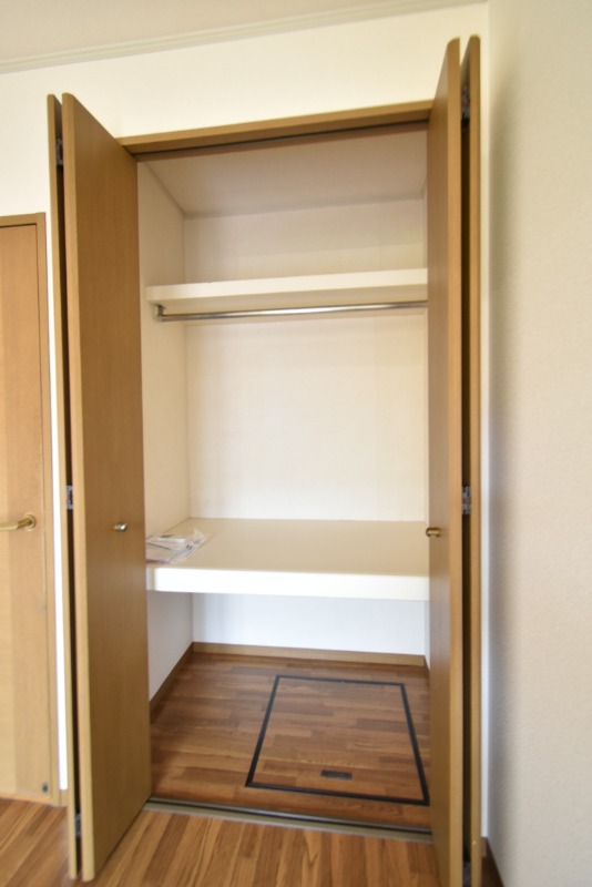 収納　クローゼット