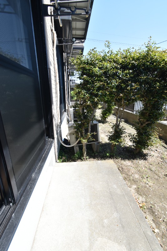 バルコニー　テラス