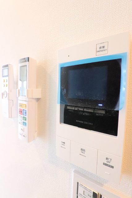 セキュリティ　ＴＶモニタ付きドアホン完備。
