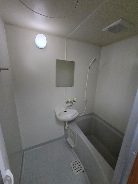 洗面設備　103号室の写真を掲載しております