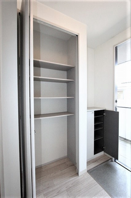 その他部屋・スペース　物入・下駄箱