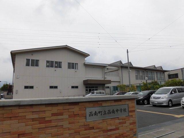 中学校　函南町立函南中学校（中学校）まで988m