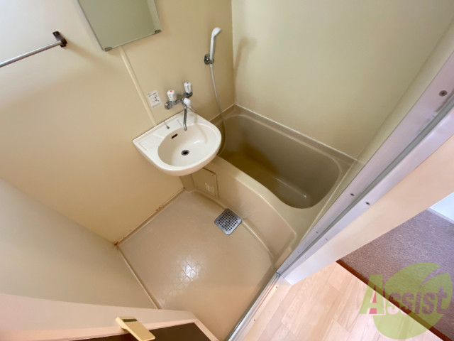 バス・シャワールーム