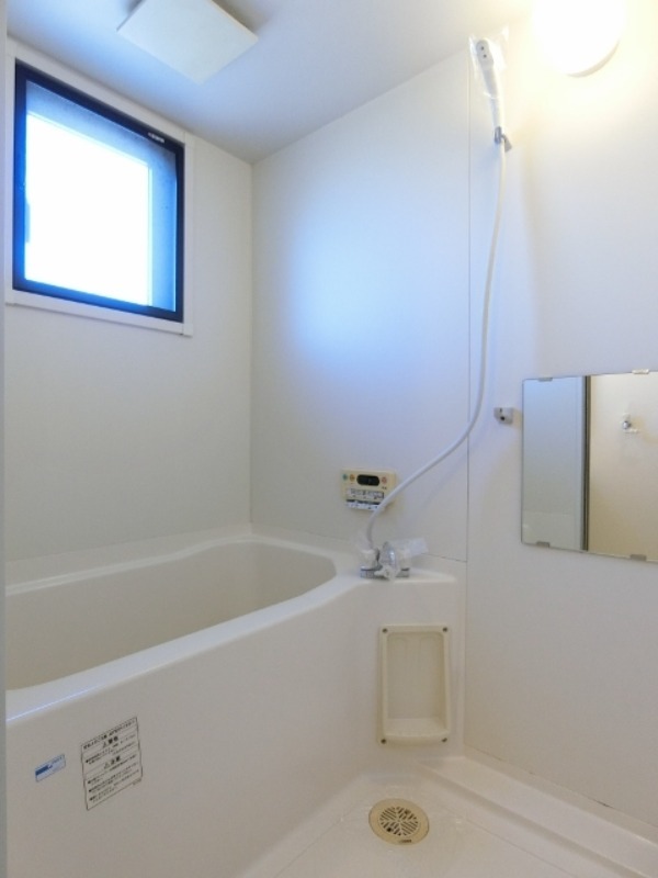 バス・シャワールーム　図面と現状に相違がある場合には現状を優先