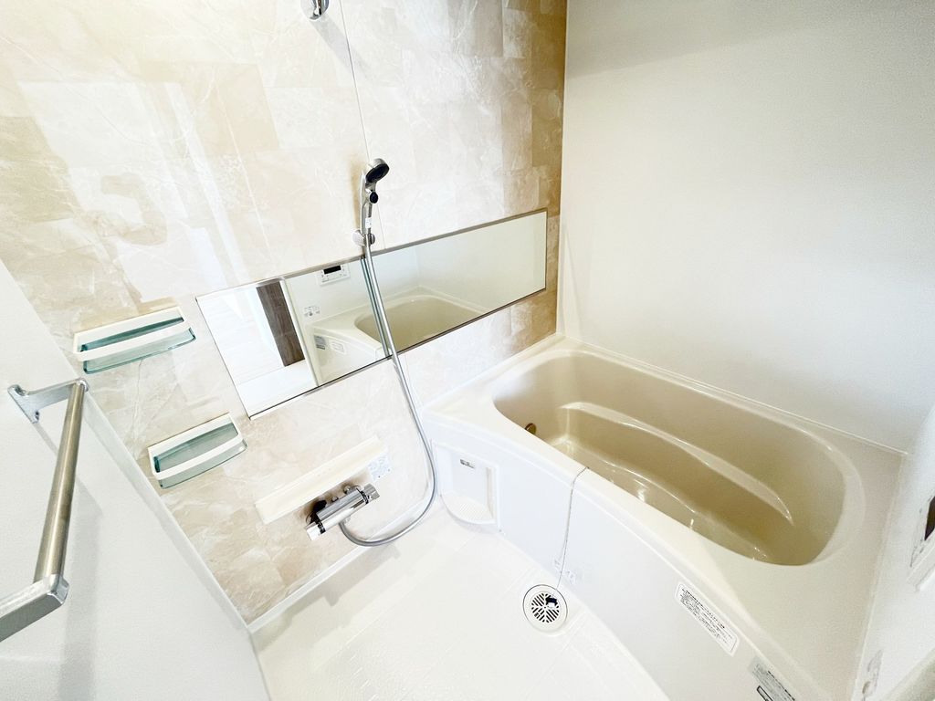 バス・シャワールーム　バス