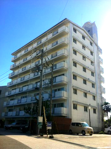 建物外観　2015年12月撮影