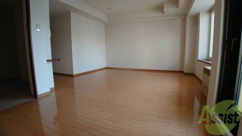 居室・リビング　広くてキレイなＬＤＫが広がっていて、充実した生活が送れそう。