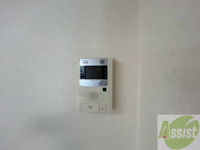 その他設備　ＴＶモニター付インターホンです。来客者の顔が見えるので安心！