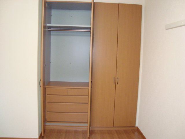 収納　クローゼット