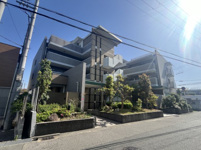 リヴェール・エストの建物外観