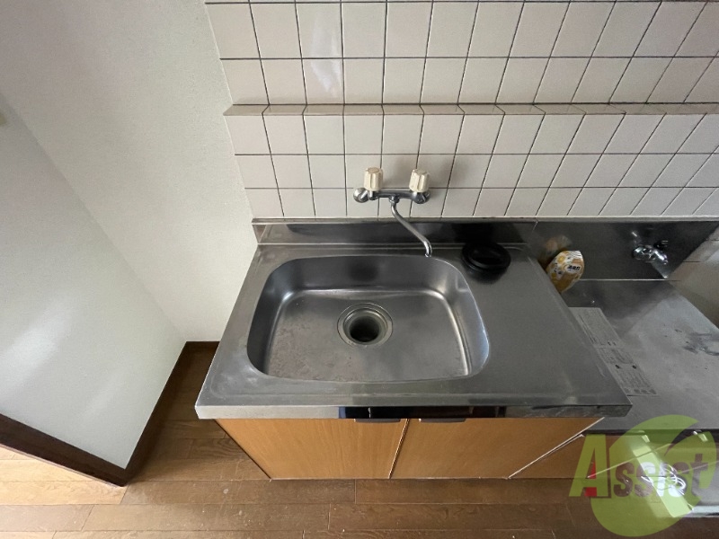 洗面設備　洗面台はないのですがキッチンだと何かと便利ですよね。