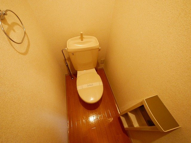 トイレ　トイレもきれいです
