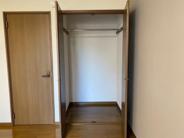 収納　クローゼット