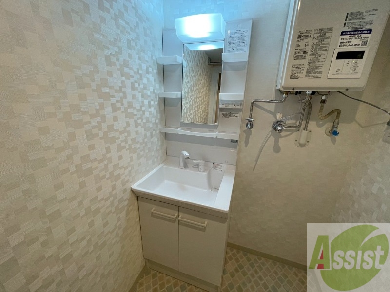 洗面設備　シャンプードレッサーで身支度もラクラクです！