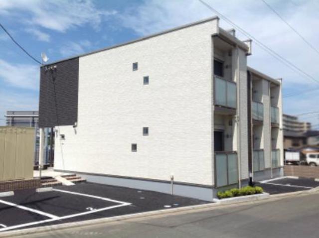 座間市南栗原のアパートの建物外観
