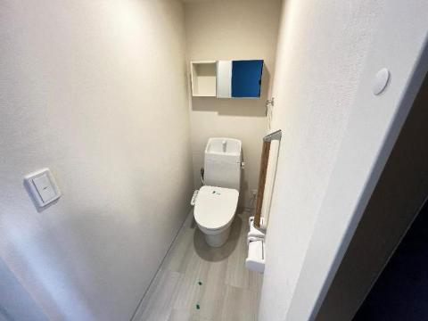 アヴァンス南安威　トイレ　トイレ