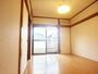 居室・リビング　★日当たり良好な居室★
